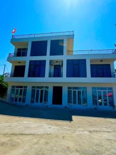 Veranda White House - Batoemi - 0