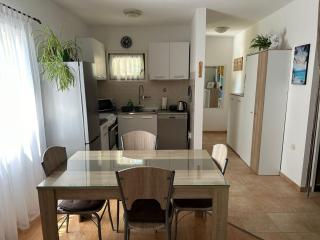 Holiday Home Mirela - Šišan - 7