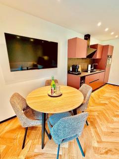 Das Alpenzeit Appartement mit Just Private Terrasse - Bad Aussee - 5