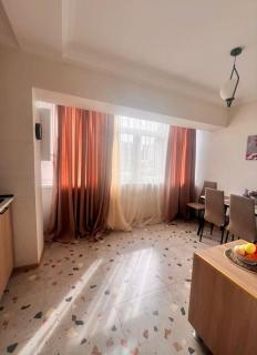 Sunny Apartment Tbilisi - 2