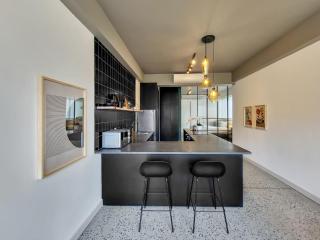 Stylish, secure & modern work from home base - Cidade Do Cabo - 1
