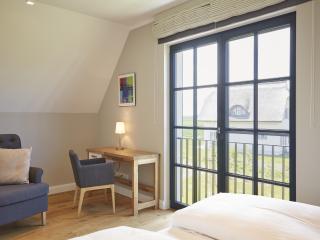 Reetland am Meer - Premium Reetdachvilla mit 3 Schlafzimmern, Sauna und Kamin F09 - Dranske - 4