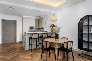 Waves - Premium Seaside Retreat With Private Beach - 1
