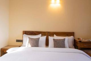 Pet-Friendly mountain view 2 bedroom cottage C1 - Mukteshwar - 9