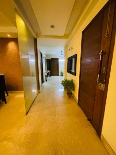 Fortune Home Service Apartment 4Bhk,J191 Saket - New Delhi - 1