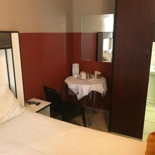 Sharonrose Guesthouse - Windhoek - 4