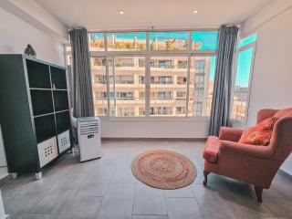 Charming Apartment Steps from Marbellas Downtown Pass the Keys - Marbella - 0