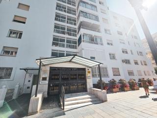 Charming Apartment Steps from Marbellas Downtown Pass the Keys - Marbella - 3