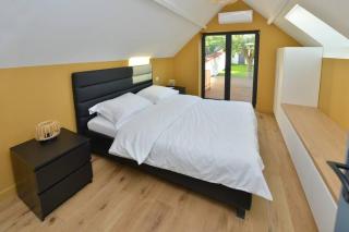 Maison entièrement rénové de 4 pièces - 2