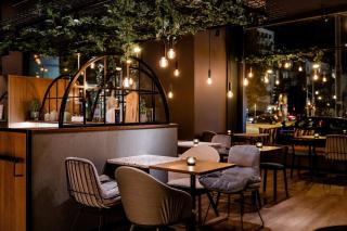 Motel One Wiesbaden - Wiesbaden - 5