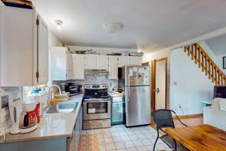 Chestnut Hill Hideaway - Lake Ariel - 2