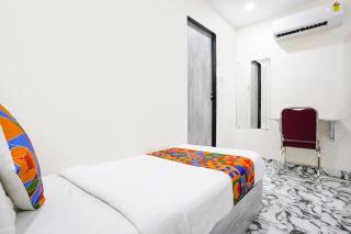 FabHotel Good Luck Residency - 1