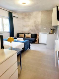 Nice studio apartment in picturesque village - 6
