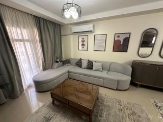 Elegant Brand new 2 bedroom flat - Madinaty - 9