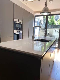 Stylish 2 bedroom self-contained apartment in the heart of Clifton Village - Bristol - 8