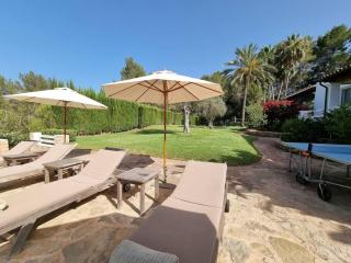 Schitterende Villa Met Zwembad, Heerlijk Rustig - Sant Llorenç de Balafia - 4