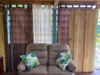 Rustic wooden little house close to the beach - Uvita - 6