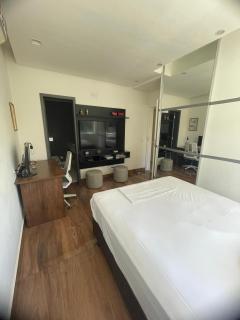 Apartamento 3 quartos, hidromassagem, garagem, duas quadras da praia do Leblon - Rio de Janeiro - 3