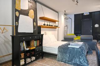 Central two-floor loft with private entrance - 1