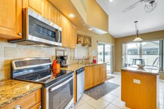 3 Mi to Beach Gem with Pool in Cape Coral! - Cape Coral - 3