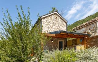 Cozy Home In Veli Dol With Jacuzzi - Veli Dol - 1