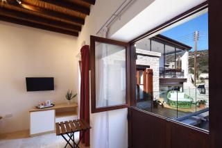 Palatakia - Adults Only - Kato Drys - 4