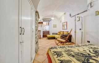 Stunning Apartment In Varese Ligure - Varese Ligure - 1