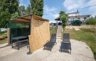 Lovely Apartment In Ploce With Wifi - 8
