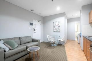 708 Enchanting Urbanoasis 1brbalconycbd - Perth - 3