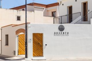 Ausèntu Guest House - 8