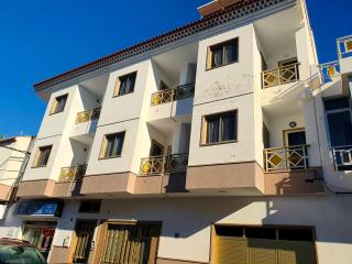 Seaside Whale Apartments WIFI 2I - Los Abrigos - 4