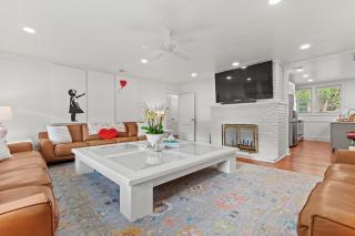 Pink Pearl by the Sea 5 Bedroom - Tybee Island - 3