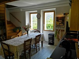 Appart Authentique et Confortable - Valderoure - 4