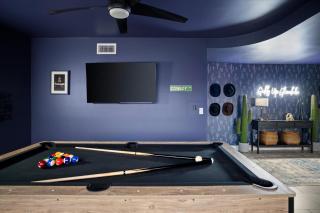 Basketball Court Heated Pool Mini Golf & More - Glendale - 2