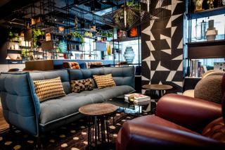 Motel One Karlsruhe - Karlsruhe - 3