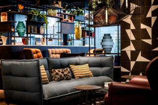 Motel One Karlsruhe - 1