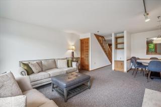 Highridge Condo Unit B10 - 9