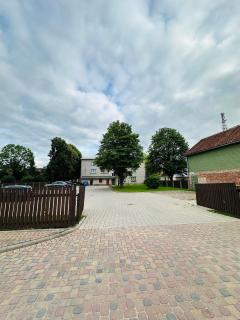 Rožu namu apartamenti 3 - Kuldīga - 6