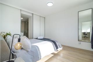 1 Bedroom Apartment, The Centurion, Seapoint, Cape Town, South Africa - 5
