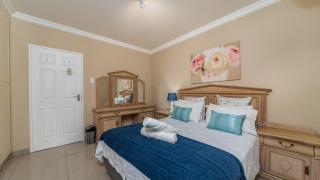 10 Malibu, Beverly Hills Estate - Ballito - 2