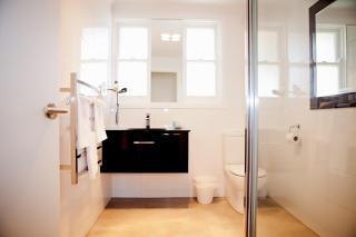 Lake Wendouree Luxury Apartments - 5