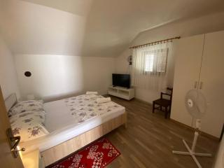Apartmani Anka - Gornji Karin - 3