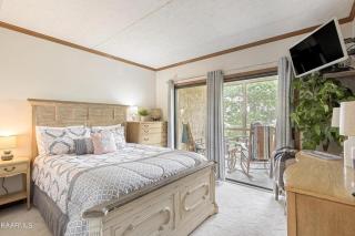 Misty Mountain By Beyond Expectations W Hot Tub - 7