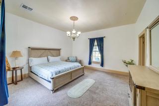 Eufaula Getaway with Patio, Walk to Beach and Marina! - Eufaula - 1