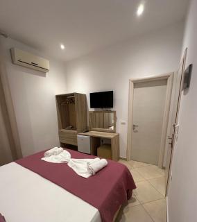 Deni's Hotel - Sarandë - 1
