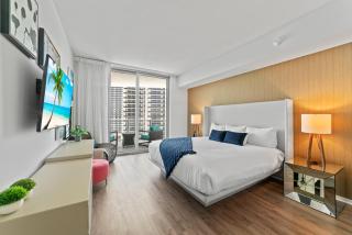 Oceanfront Luxury Condo With WaterView - Hollywood - 4