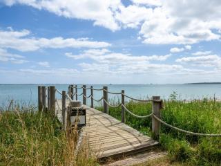 5 Bed in East Cowes 94807 - East Cowes - 5