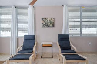 Cozy Retreat in San Juan - 3