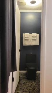 Evergreen Estates 3-Bedroom Private - 4
