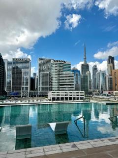 Quite Luxury Burj Khalifa View - Dubai - 6